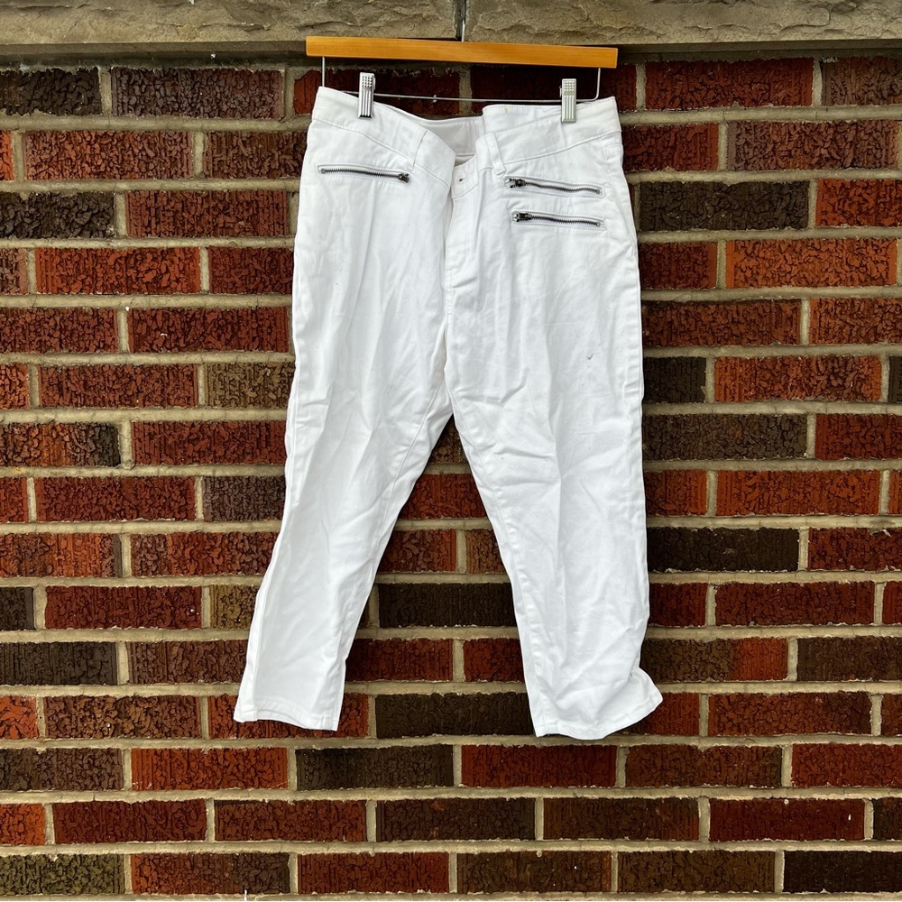 Total Girl White and Silver Zipper Front Mid Rise Cropped Skinny Pants